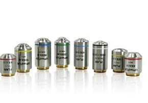 Máy hiển vi sinh học thẳng đứng tập trung thô / Micro Coaxial B70F